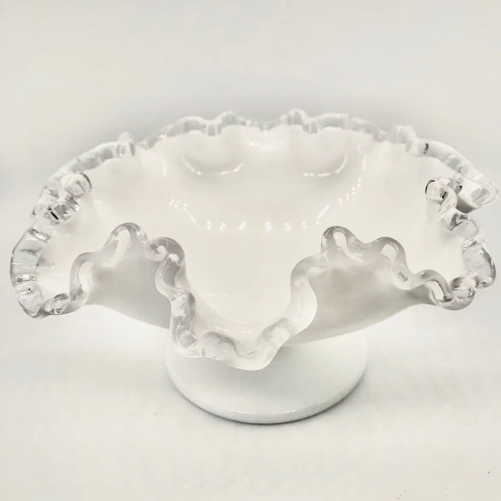 VINTAGE FENTON SILVERCREST WHITE MILK GLASS RUFFLED FOOTED CANDY DISH BOWL  8"